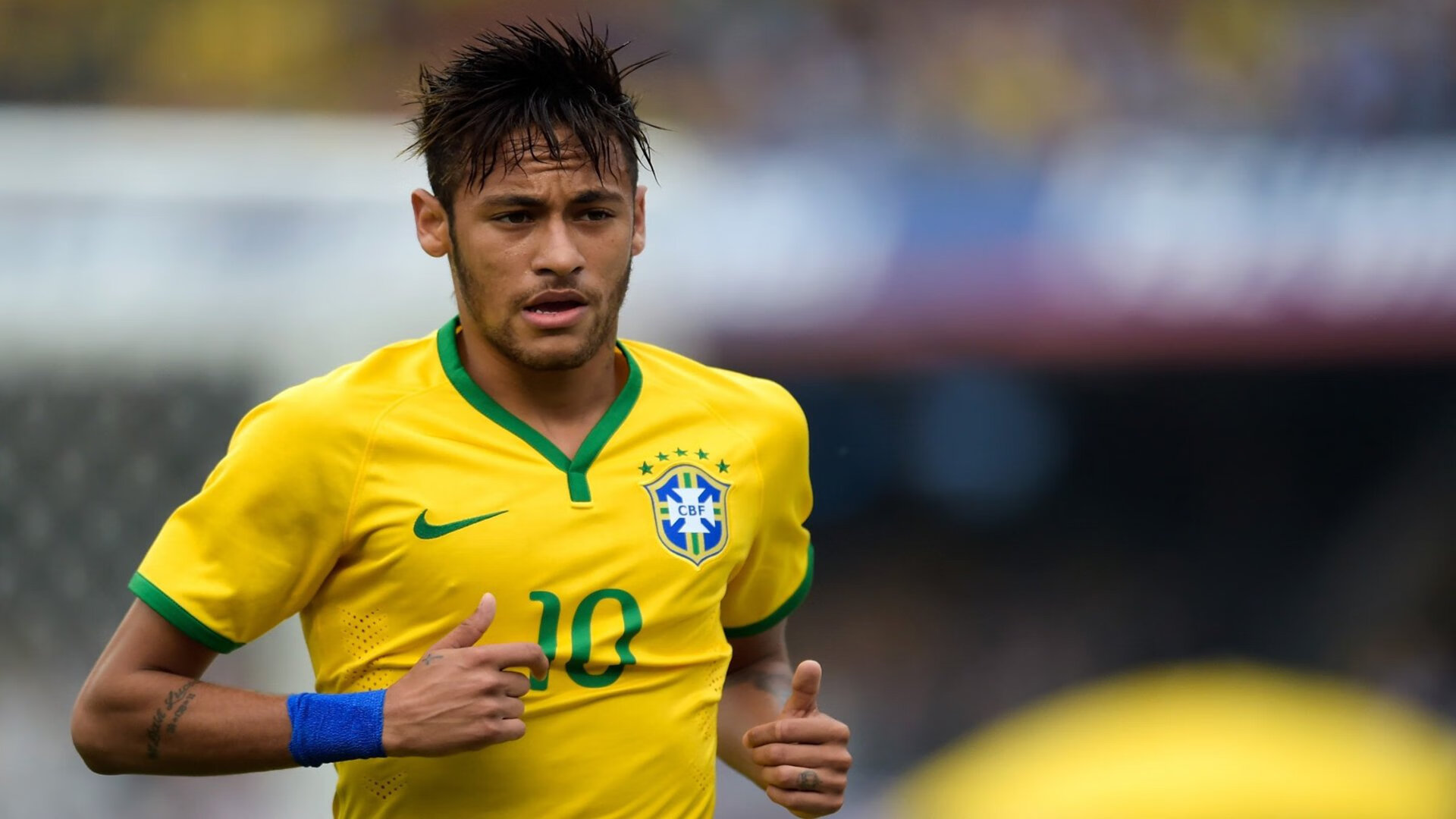 爱游戏多端接入-球迷“自制大片”：最燃的比赛瞬间你都看了吗？，如何制作十佳球集锦